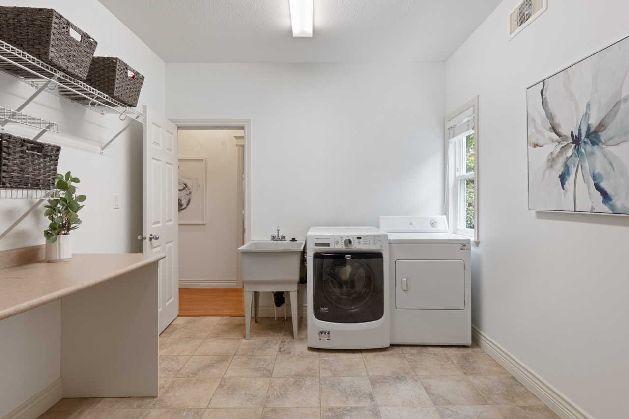 382 Cartelier Road, North Vancouver 50