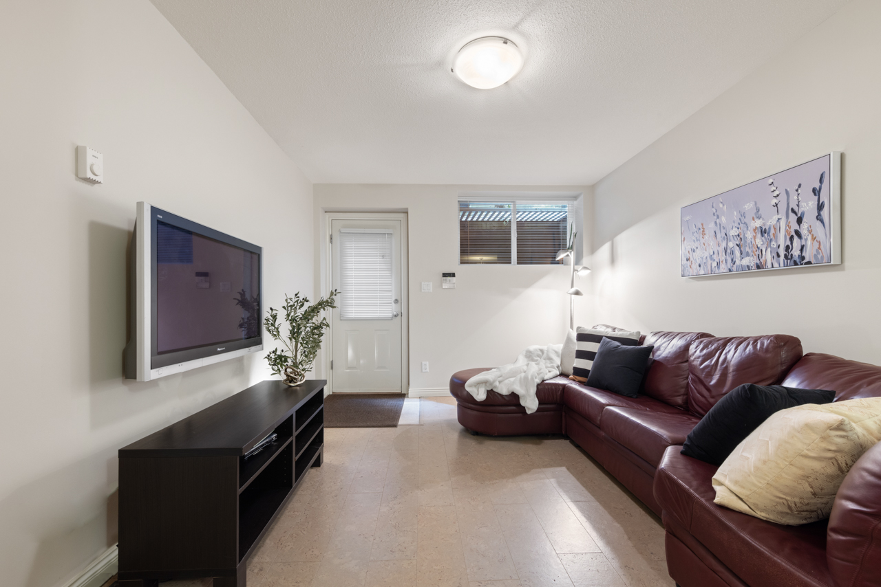 382 Cartelier Road, North Vancouver 59
