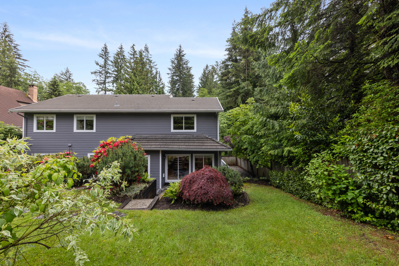 382 Cartelier Road, North Vancouver 69
