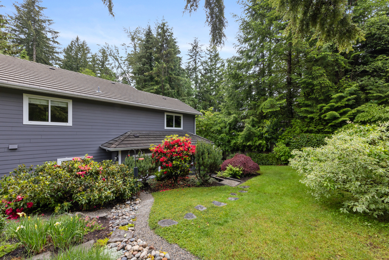382 Cartelier Road, North Vancouver 70