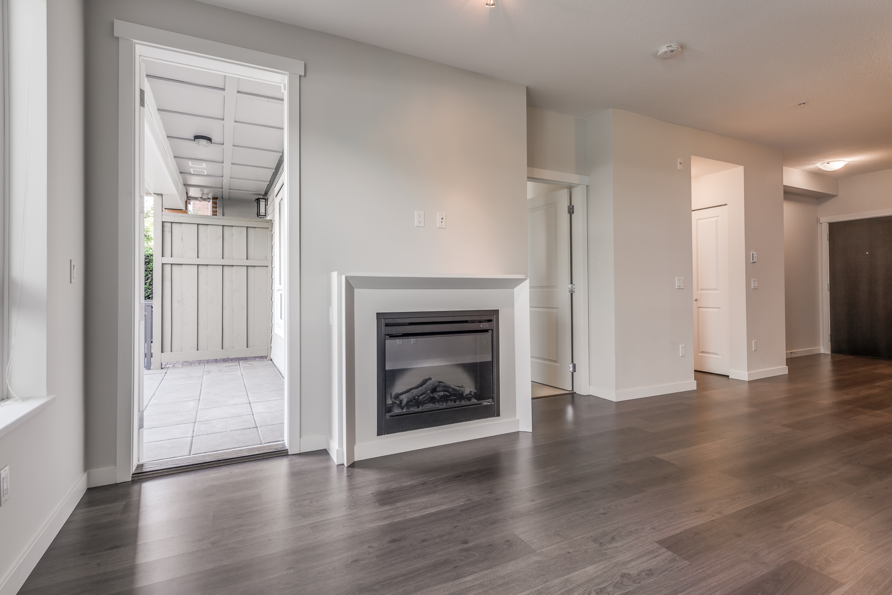 106-217 West 8th Street, North Vancouver, BC 11