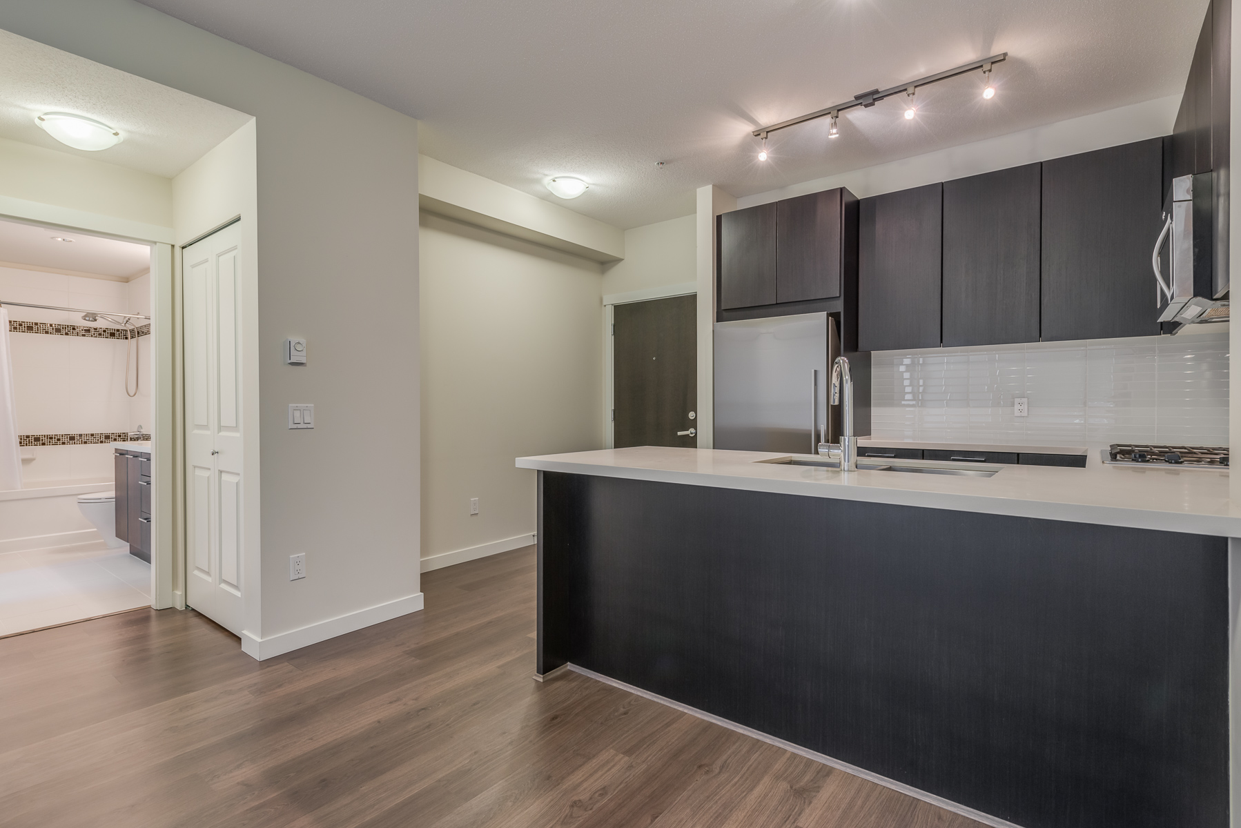 106-217 West 8th Street, North Vancouver, BC 8