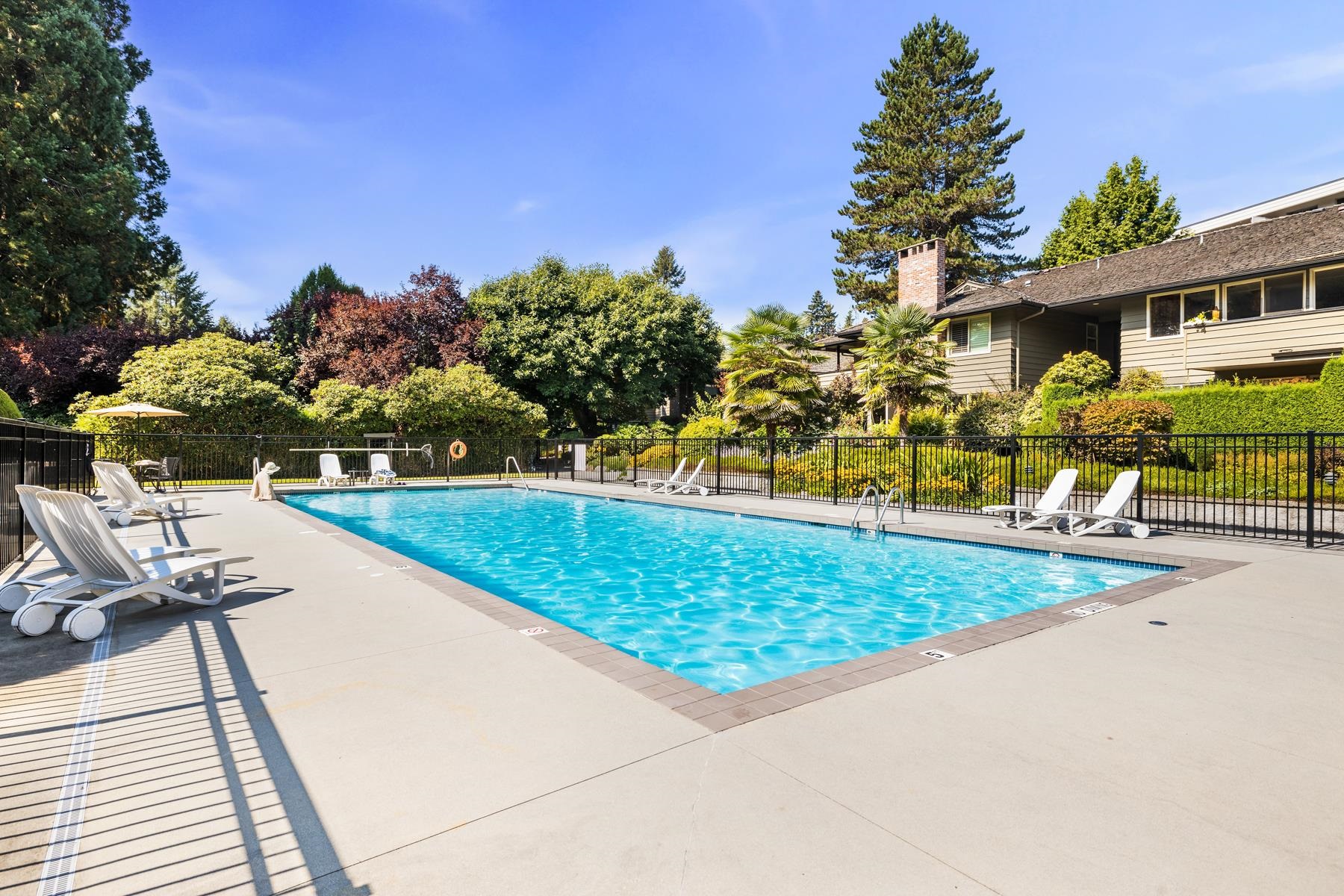 608 235 KEITH ROAD, WEST VANCOUVER, BC 22