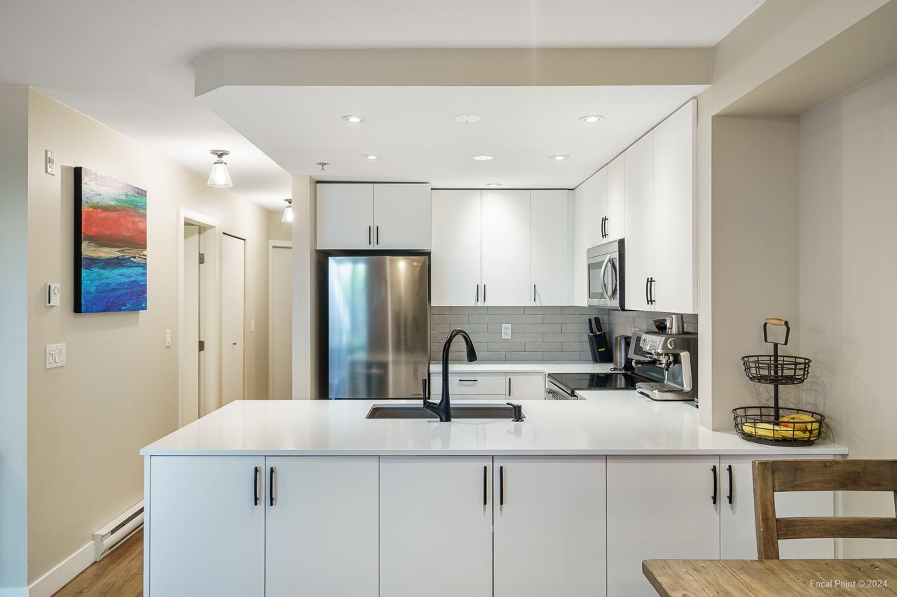 15 1073 LYNN VALLEY ROAD 2