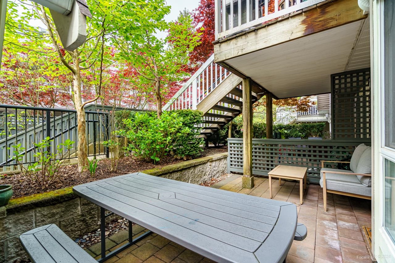 15 1073 LYNN VALLEY ROAD 26