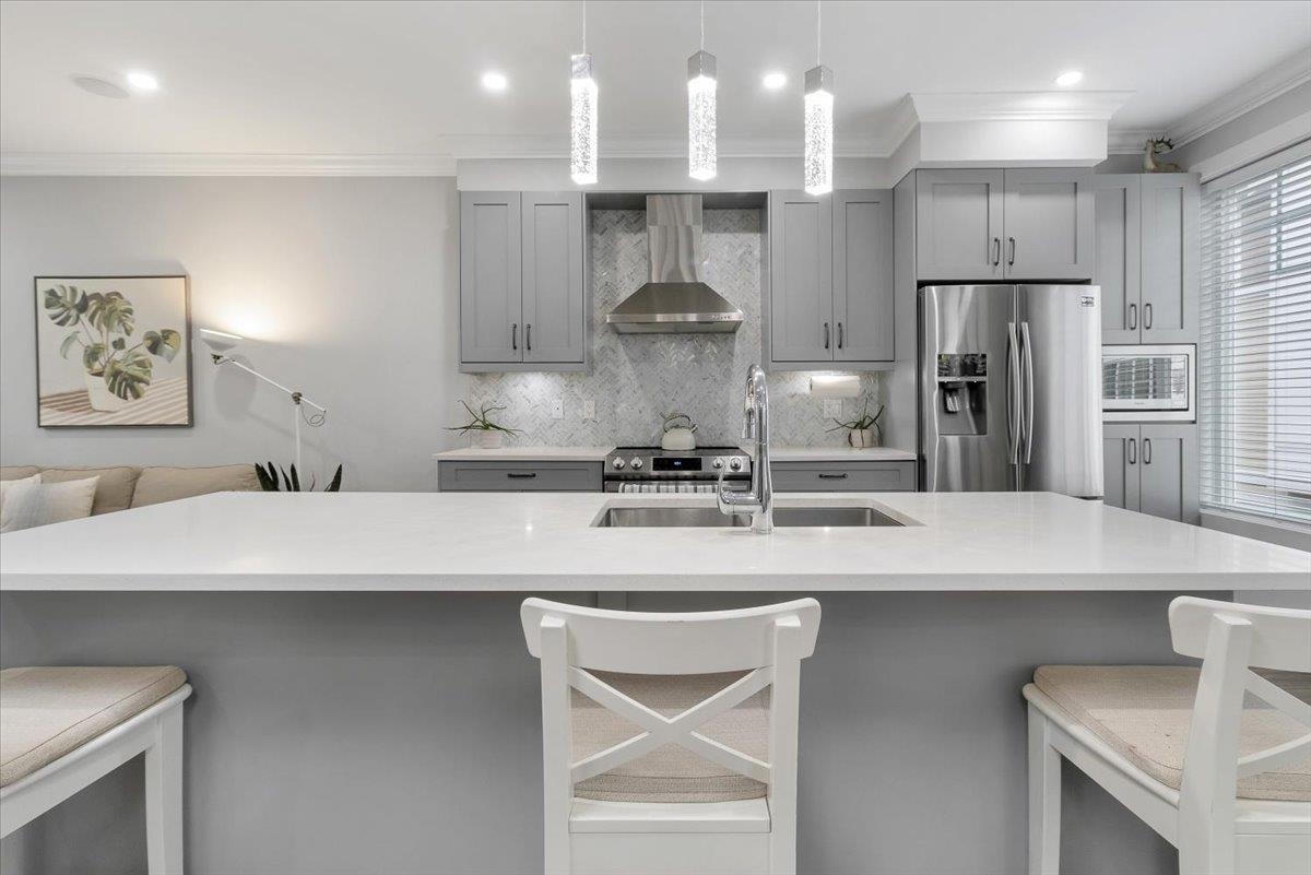 14 7056 192 Street, Surrey, BC 6