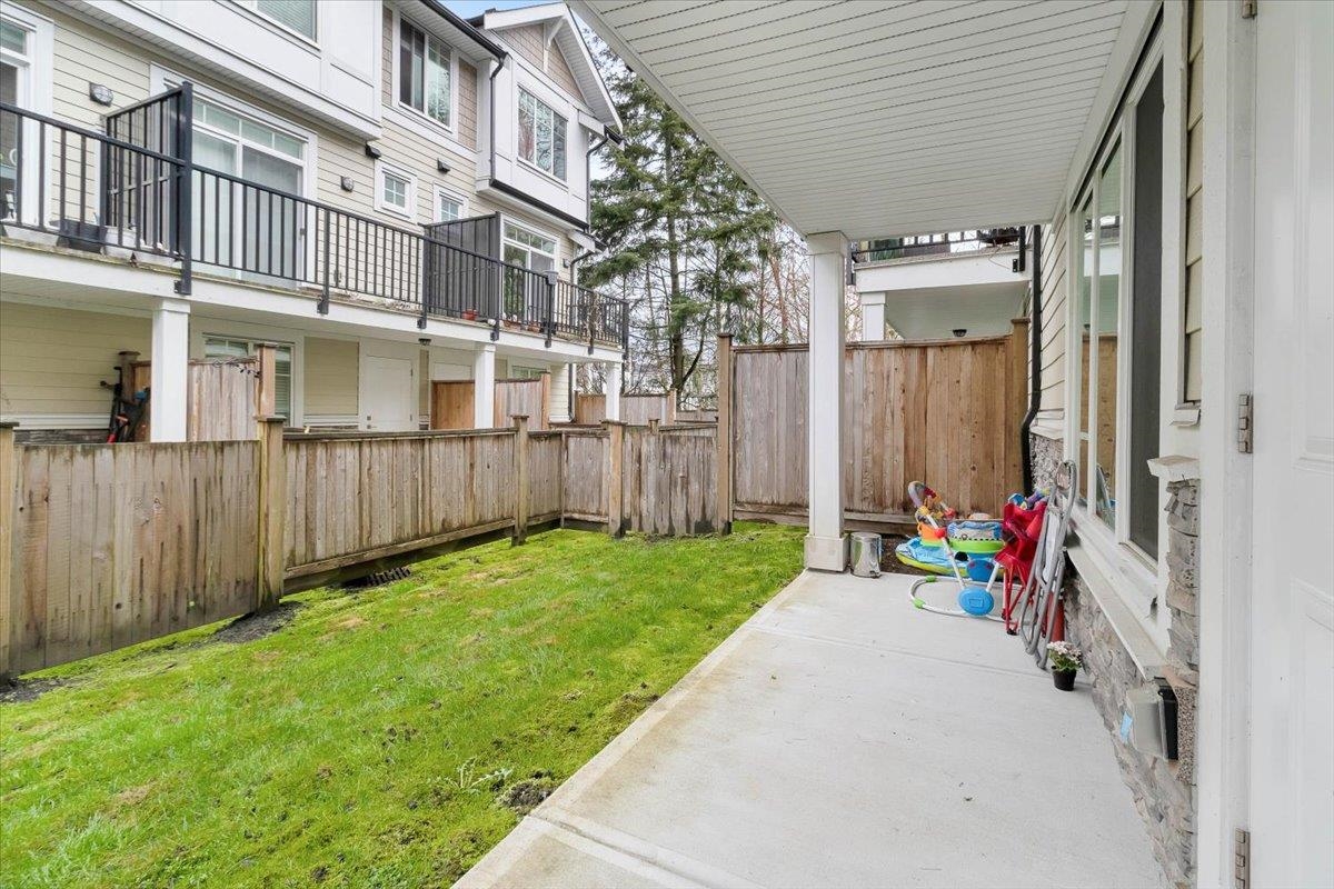 14 7056 192 Street, Surrey, BC 12