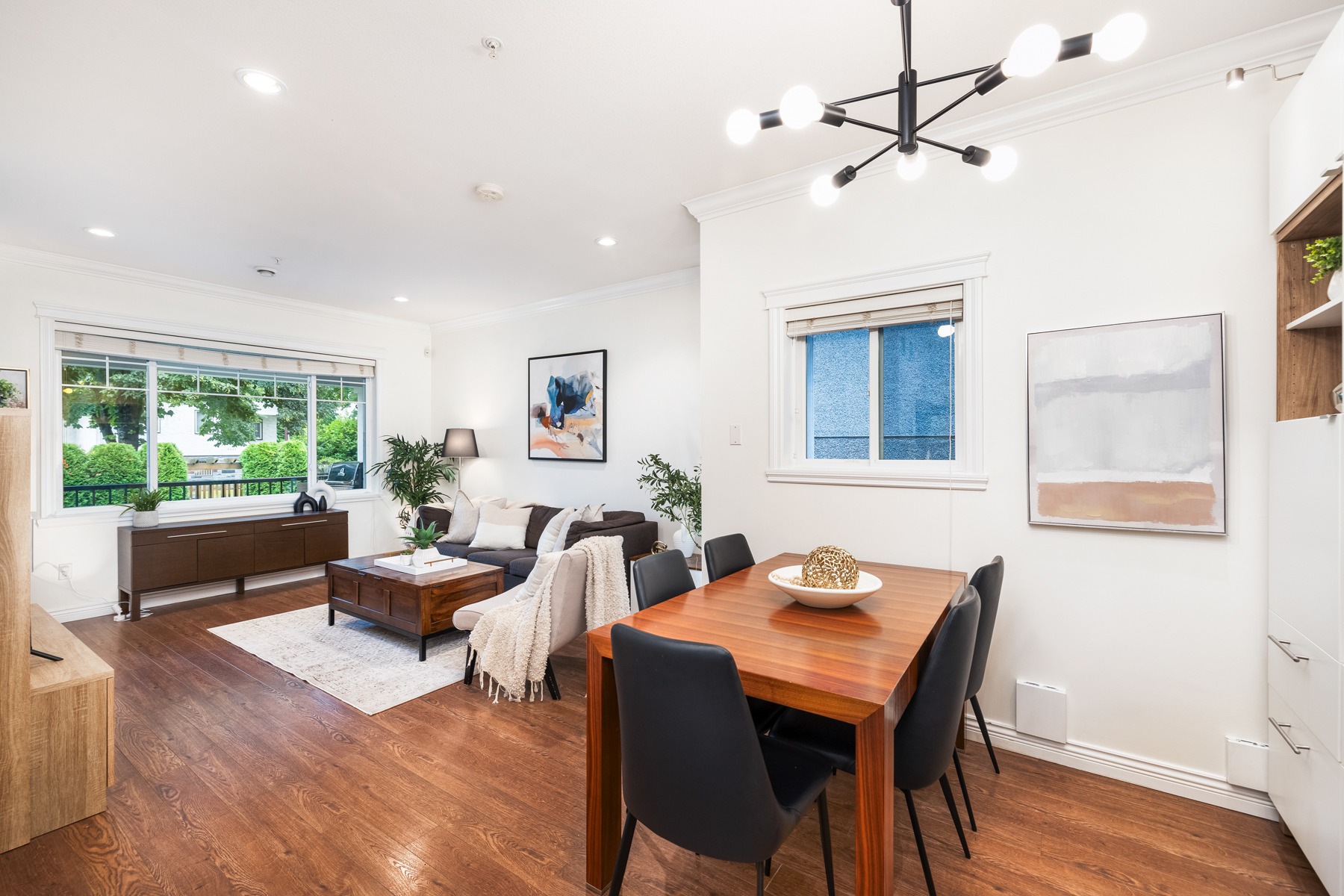 4313 PERRY STREET, VANCOUVER EAST 16