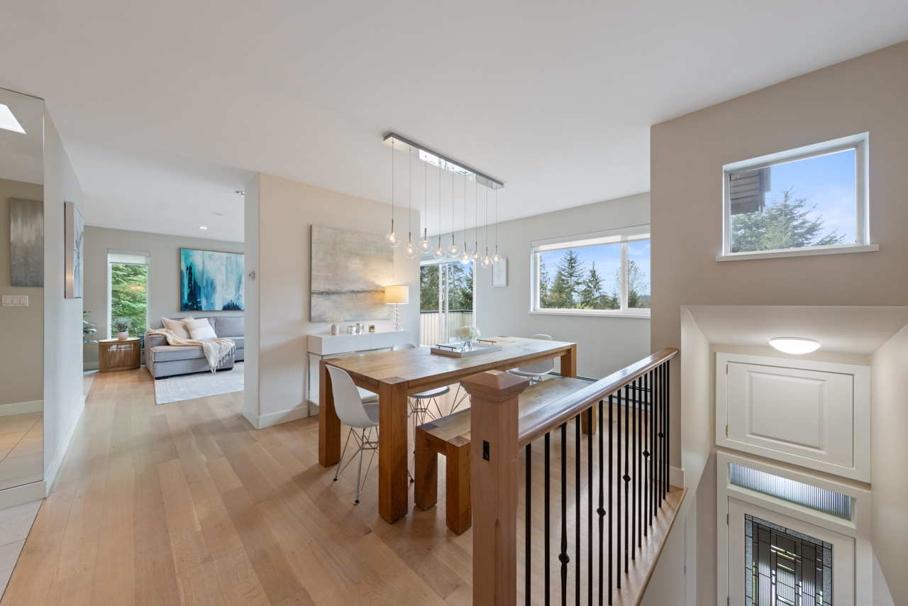 5620 Eagle Court, North Vancouver 4