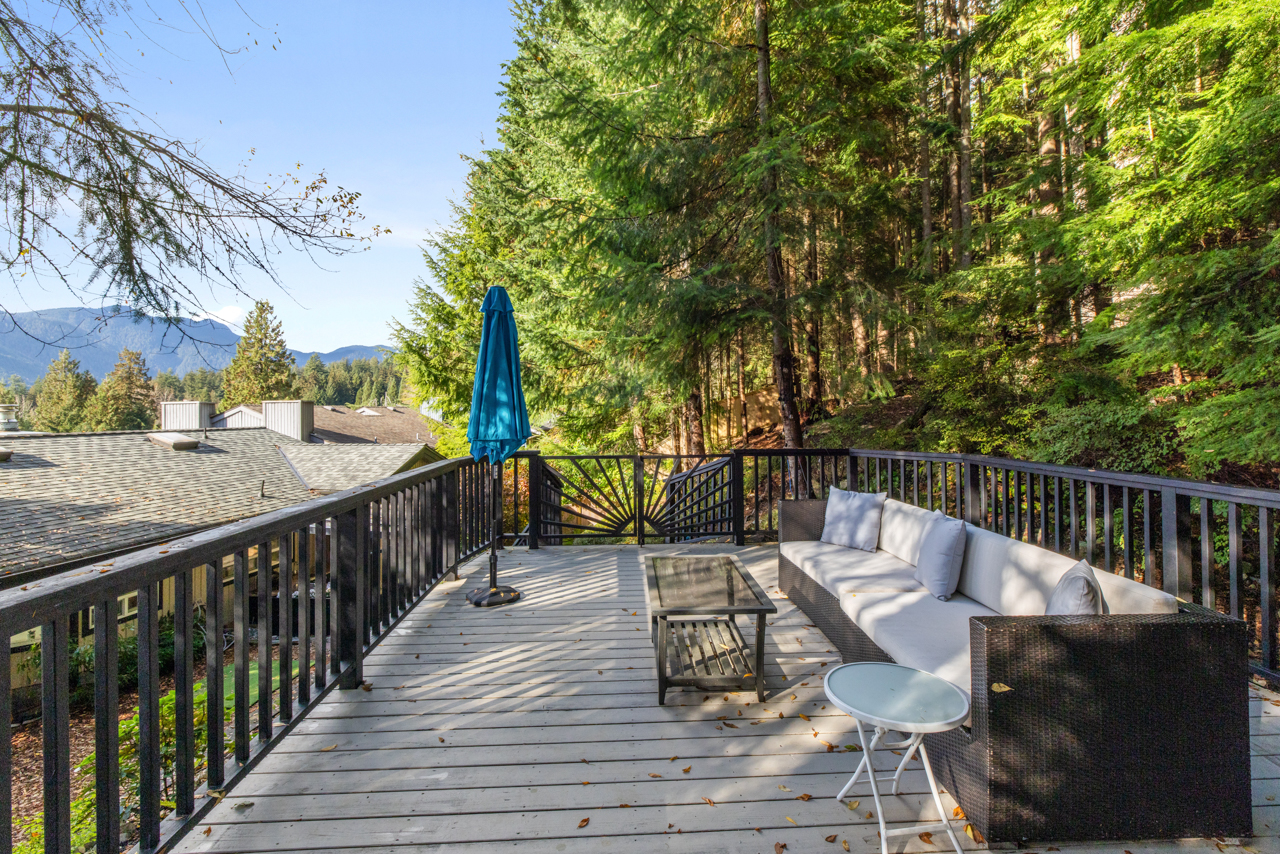 5620 Eagle Court, North Vancouver 38