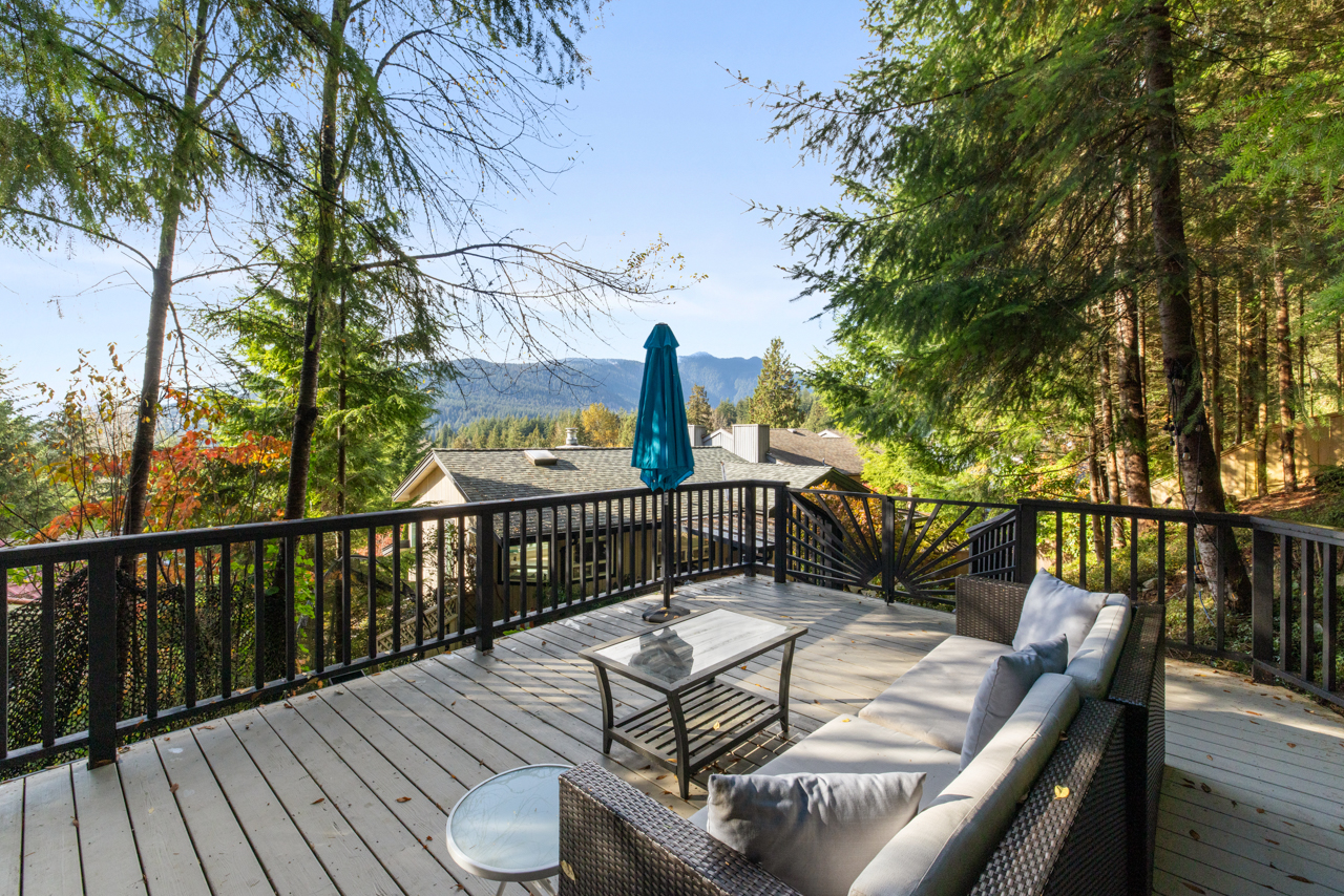 5620 Eagle Court, North Vancouver 39