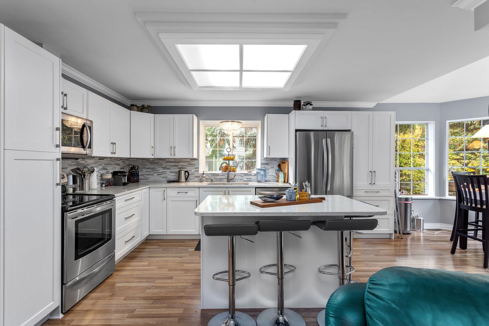 2537 JASMINE COURT, COQUITLAM 3