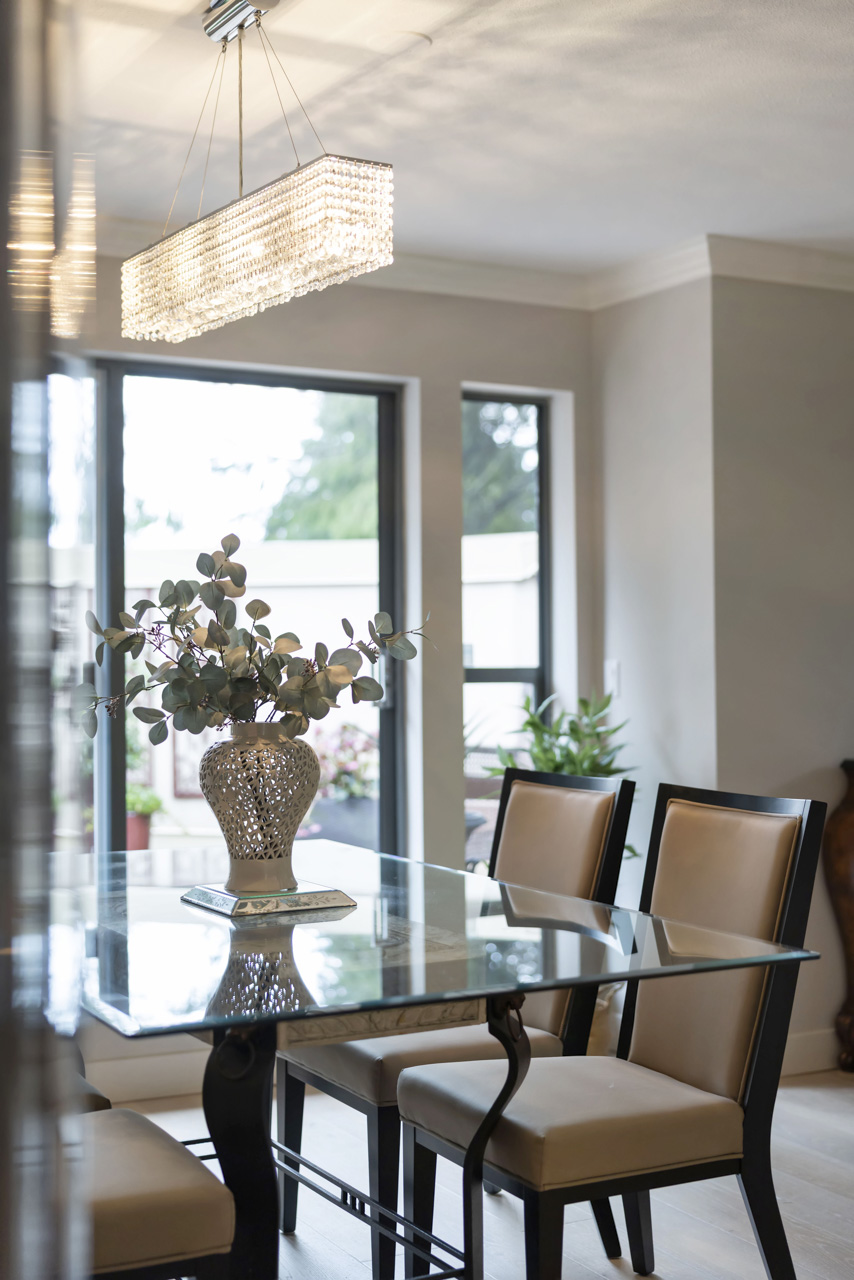 301-3288 Capilano Crescent 9