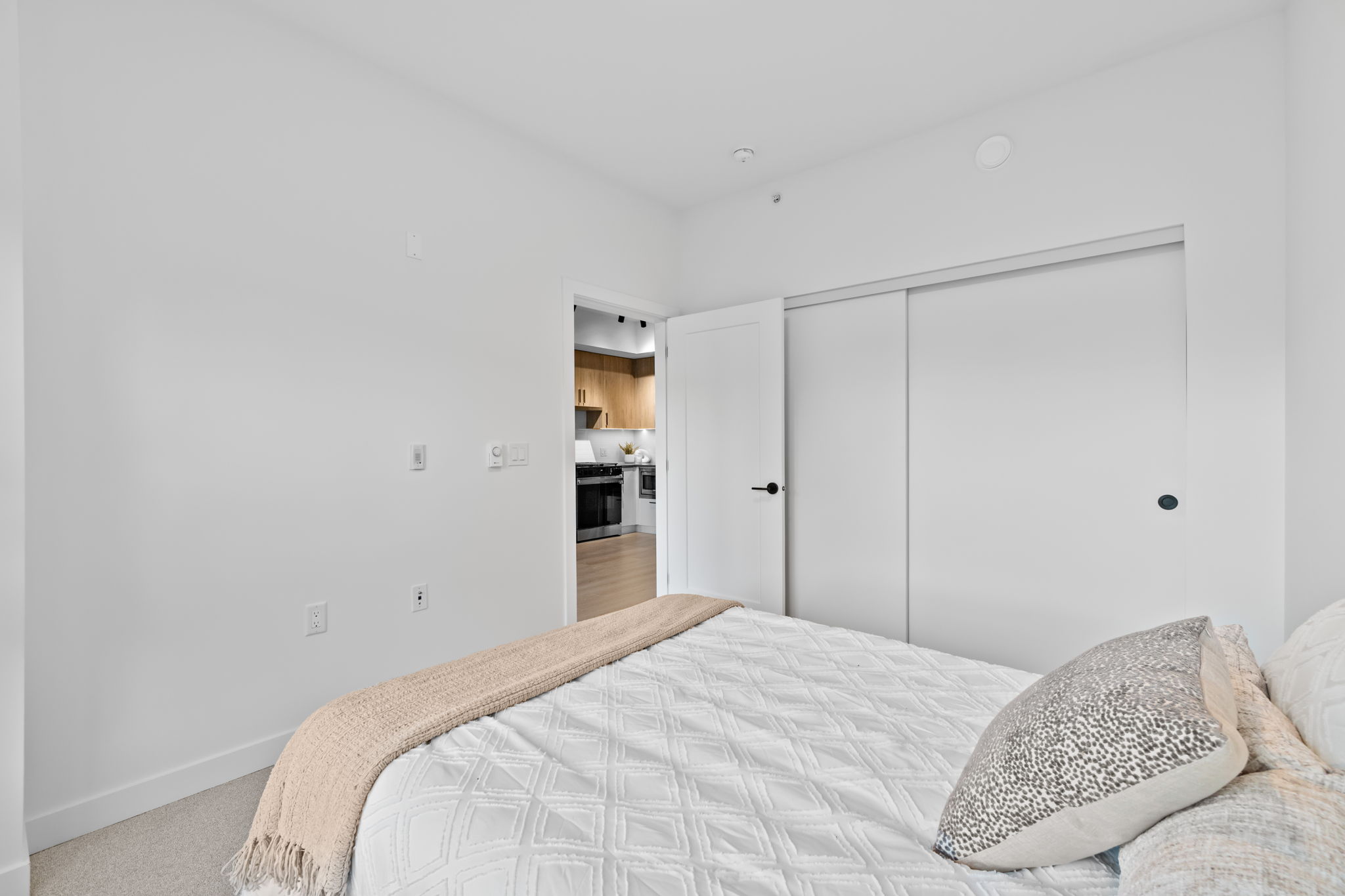 105-1100 CLARKE ROAD 9