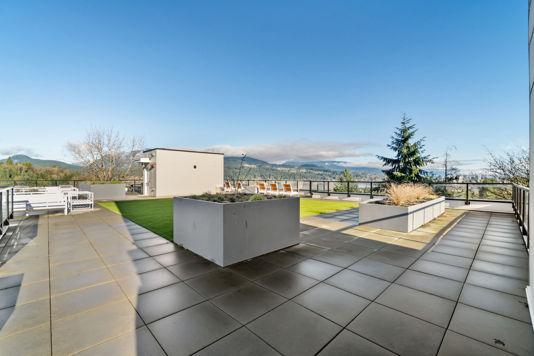105-1100 CLARKE ROAD 17
